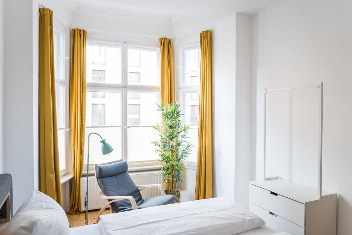 Apartment At Rosenthaler Platz Berlin Exterior photo